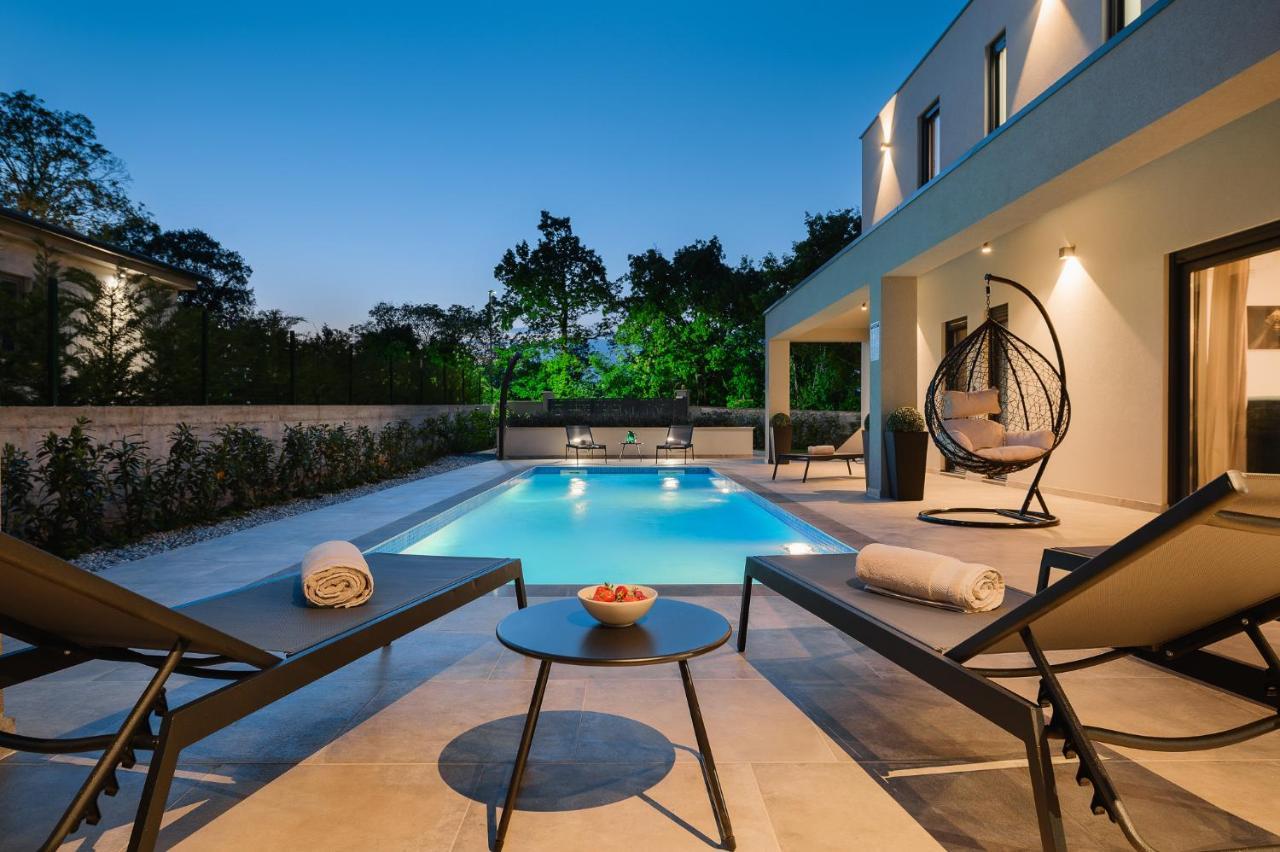 Villa Nobu Mali Vareški Εξωτερικό φωτογραφία