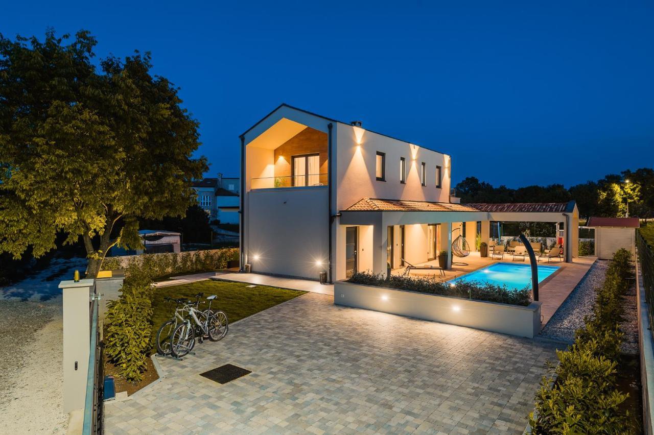 Villa Nobu Mali Vareški Εξωτερικό φωτογραφία