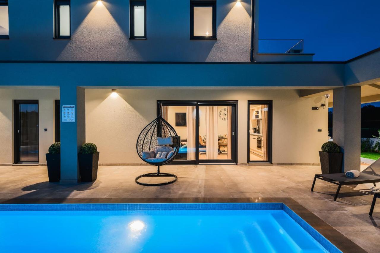 Villa Nobu Mali Vareški Εξωτερικό φωτογραφία
