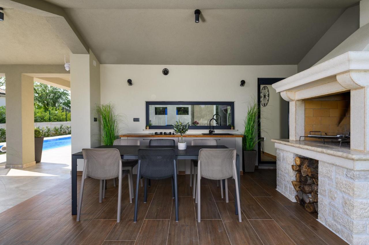 Villa Nobu Mali Vareški Εξωτερικό φωτογραφία